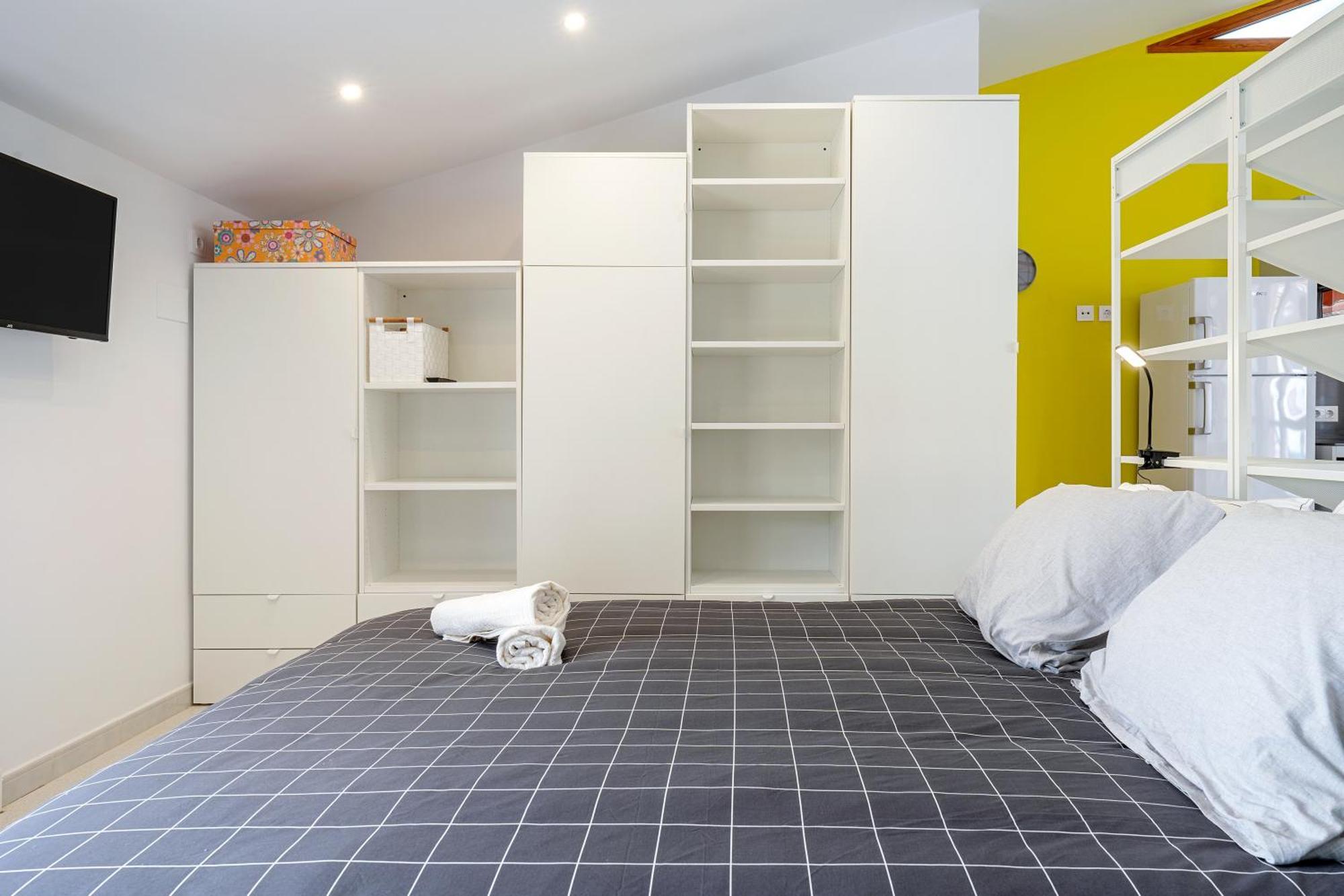 Loft El Til-Ler Apartment Bellvei del Penedes Ngoại thất bức ảnh