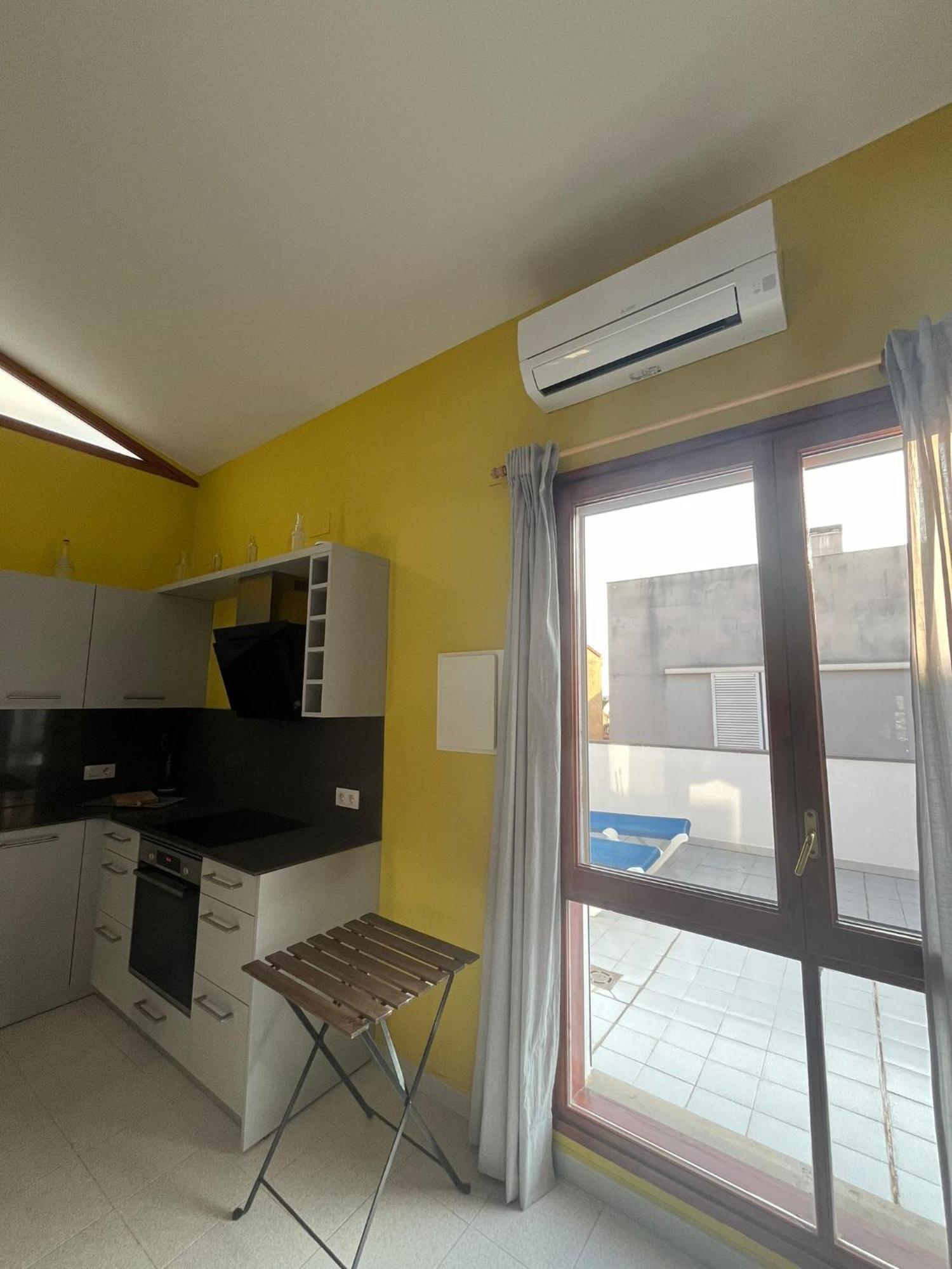Loft El Til-Ler Apartment Bellvei del Penedes Ngoại thất bức ảnh